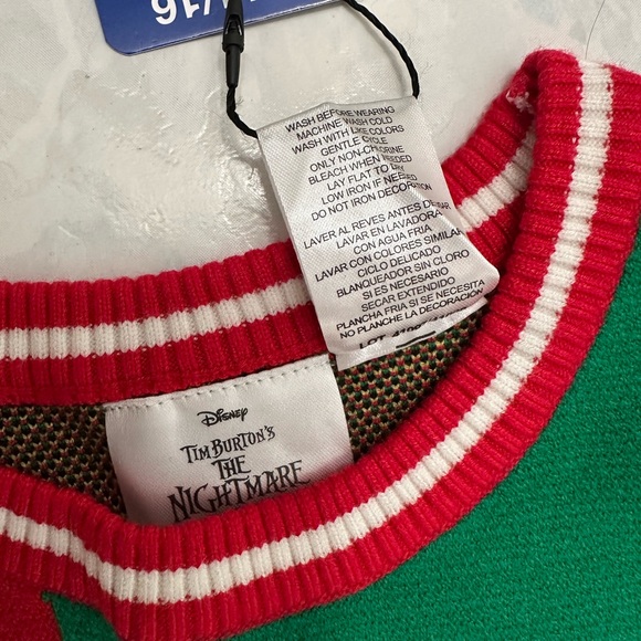 NWT Disney Nightmare Before Christmas Kids Sweater - Picture 7 of 7